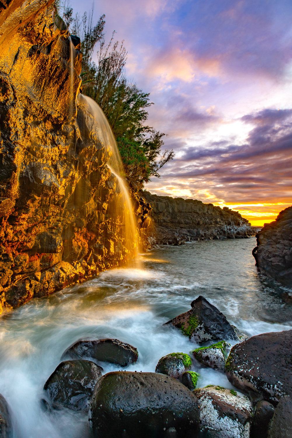 "Fit for a Queen" - Princeville, Kauai (Queen's Bath)