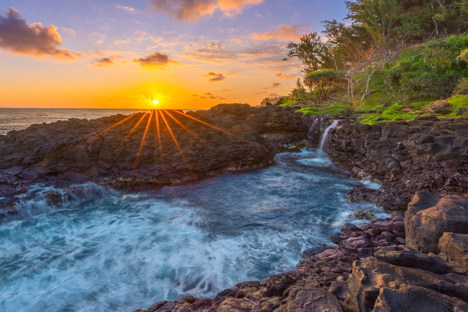 "Queen Arise" - Princeville, Kauai (Queen's Bath)